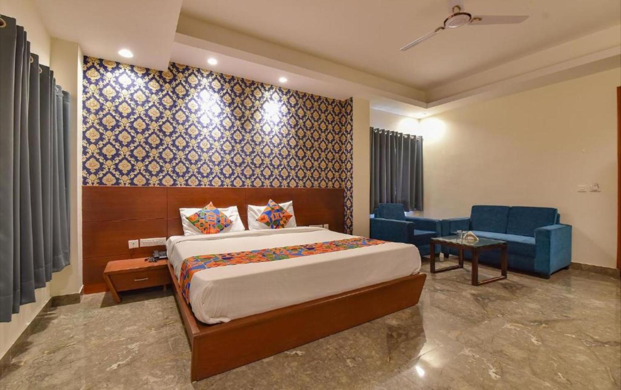 Wind Palace Hotel Джайпур Екстериор снимка