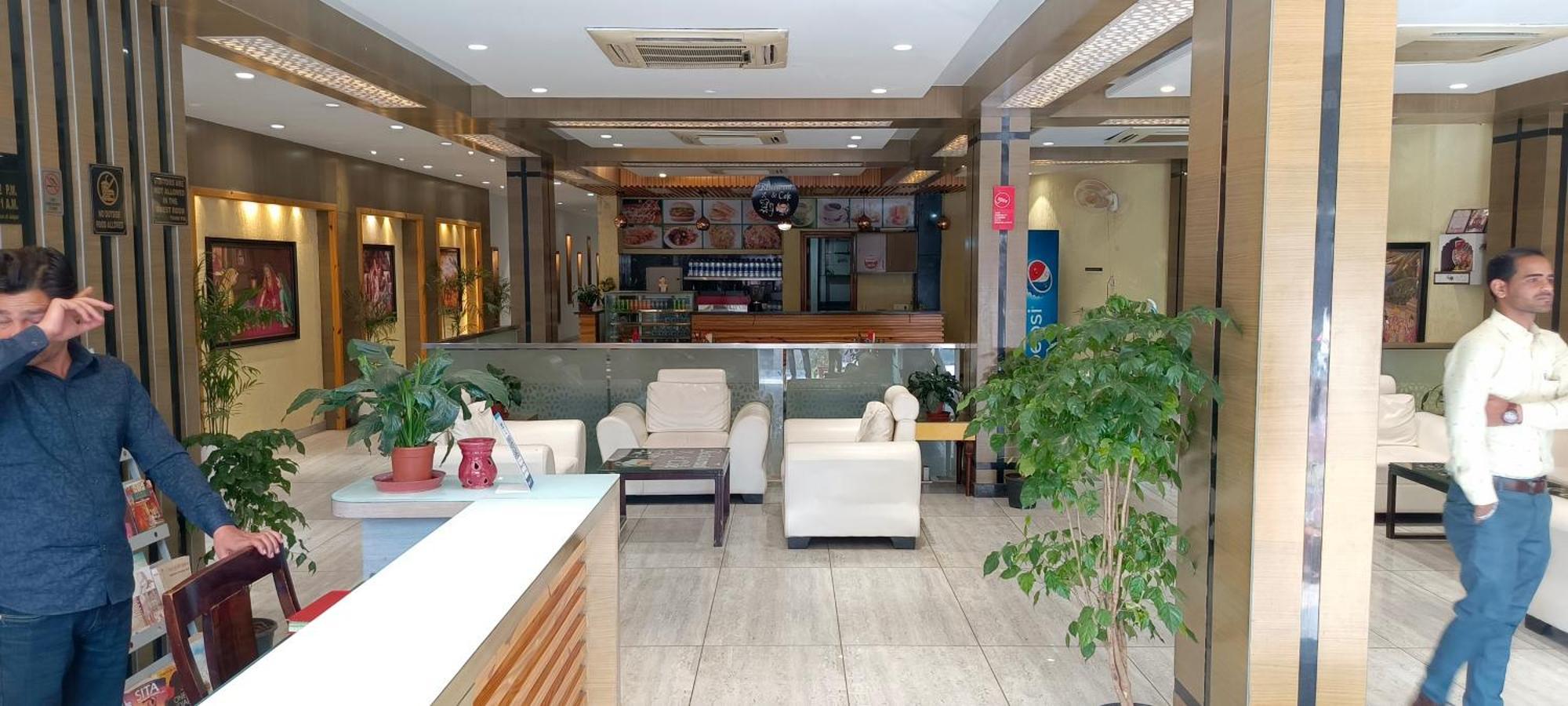 Wind Palace Hotel Джайпур Екстериор снимка